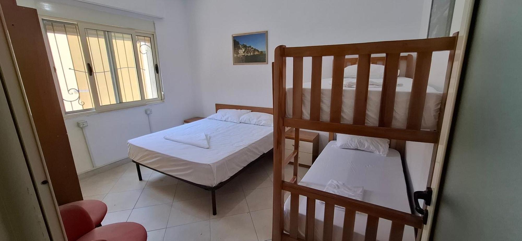 Treracat Vandrerhjem Vlorë